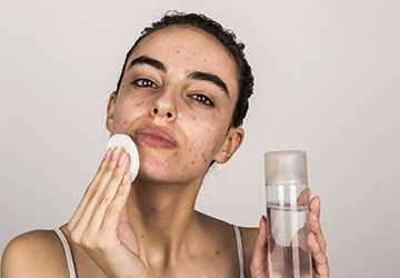 5 Steps to Adjusting Skincare for Changing Combination Skin